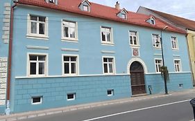 House Of Dragons Apartments